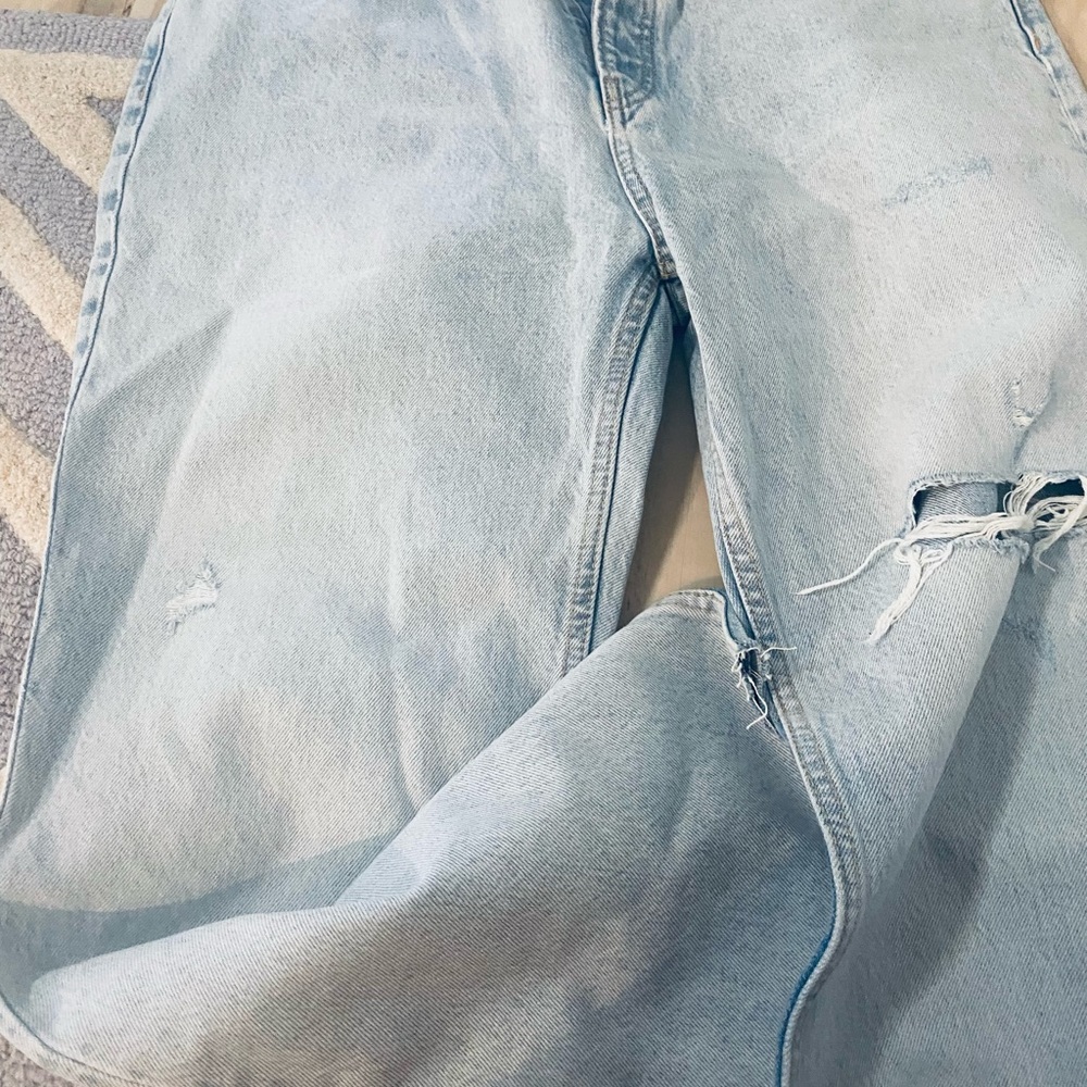 ZARA NWT - Baggy Ripped Cropped Button Down Jeans Size 12 - Picture 9 of 9